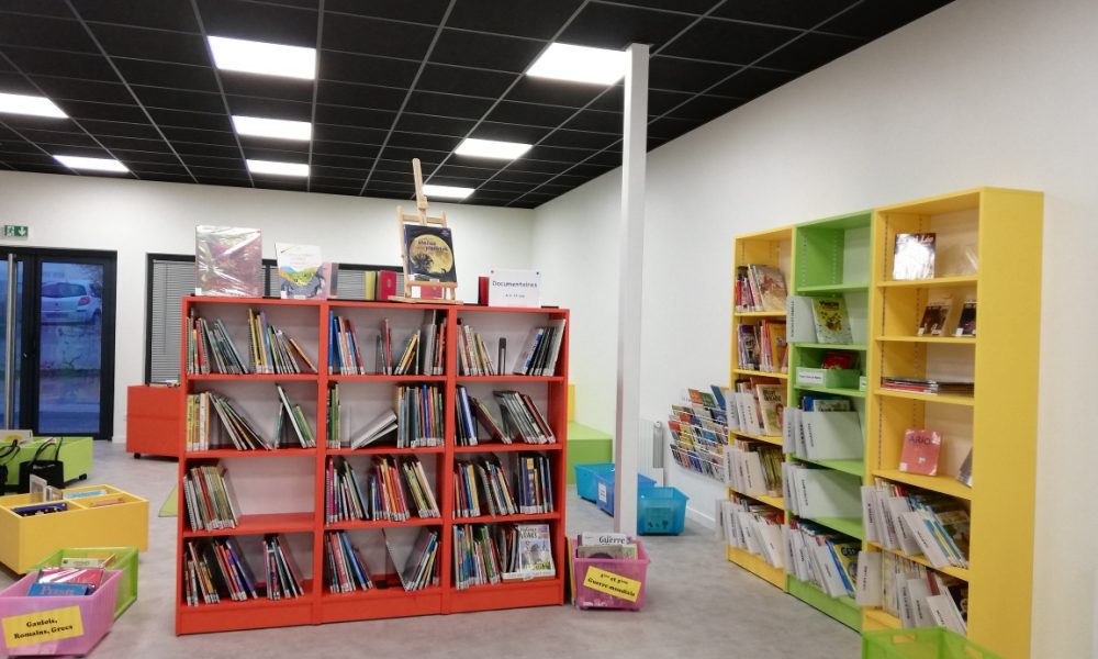 Aménagement intérieur bibliothèque publique